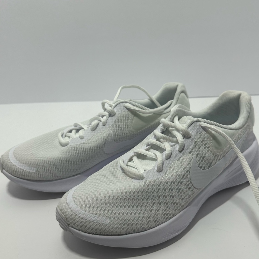 Nike Women's Revolution 7 Sneakers